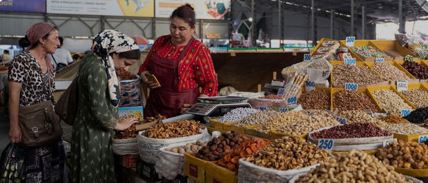 La economía mundial crecería un 2,4% en 2024, un retroceso con respecto al año anterior.