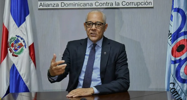 Julio César de la Rosa Tiburcio, director ejecutivo de Adocco.