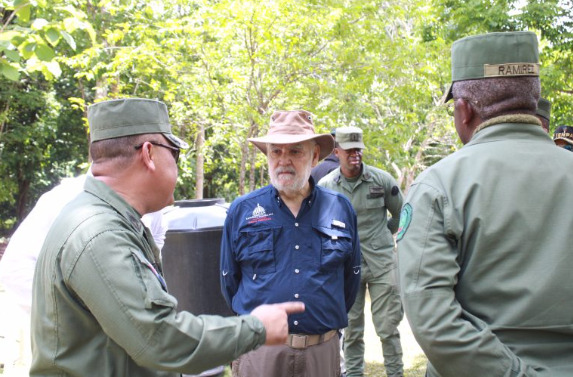 Ministro de Medio Ambiente, Miguel Ceara Hatton.