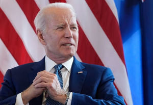 Biden con baja aprobación en economía, armas e inmigración en nueva encuesta