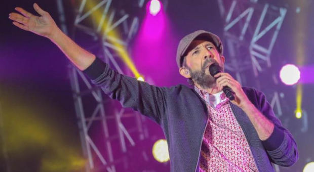 Juan Luis Guerra.