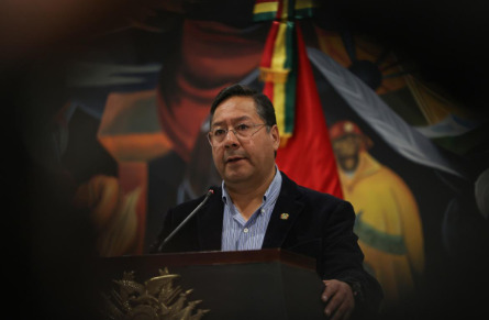 Luis Arce.