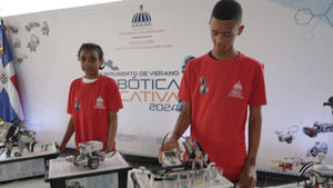 Ministerio de Educación inicia campamento Robótica Educativa, con más de 14,000 estudiantes 
