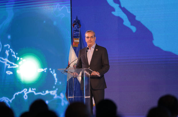 Luis Abinader.