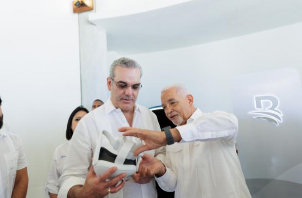 Presidente Abinader dice inicia firmemente el relanzamiento de Puerto Plata
