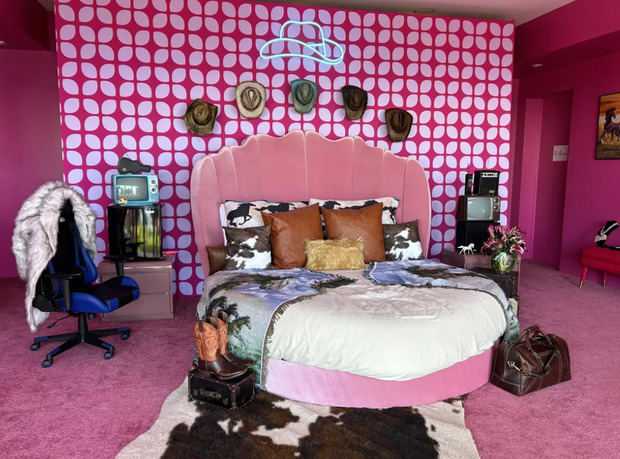 Fotografía del interior de la Casa de los Sueños de la muñeca Barbie, el 1 de julio de 2023, en Los Ángeles (Estados Unidos).