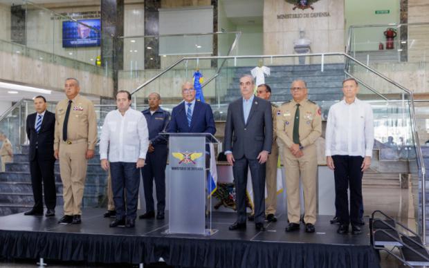 Luis Abinader lidera medidas integrales para abordar la migración irregular y asegurar la soberanía nacional
