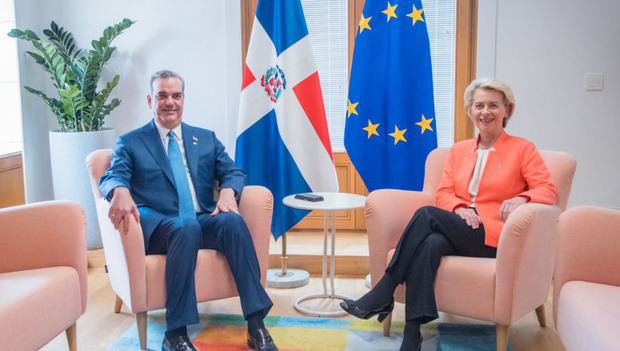 Luis Abinader y Ursula von der Leyen.