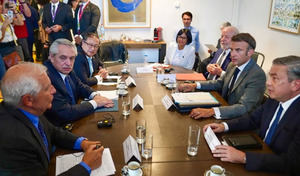 Petro, Macron, Lula y Fernández se reúnen en Bruselas con el Gobierno venezolano y la oposición