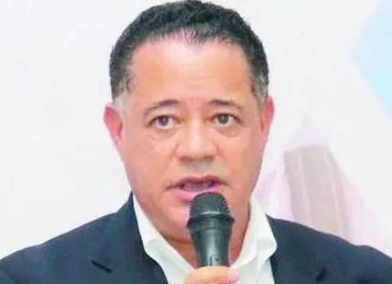 Wlfredo Cabrera.