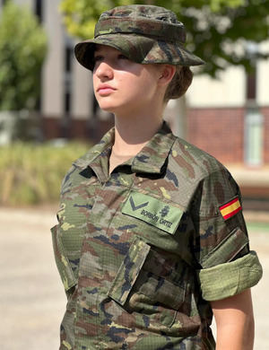 La princesa Leonor inicia hoy su carrera militar que se prolongará tres años, el primero en la Academia General Militar (AGM) de Zaragoza.