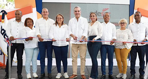 Inauguración de cinco proyectos de rehabilitación de redes eléctricas en San Juan de la Maguana.