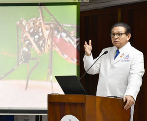 Ministro de Salud Pública, doctor Daniel Rivera.