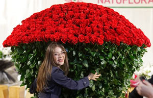 El colorido universo de las flores colombianas se exhibe en feria internacional en Bogotá