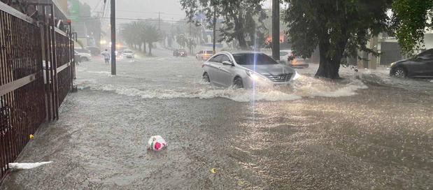 Lluvias en Santo Domingo.