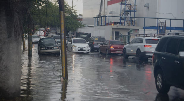 Alerta roja para el Gran Santo Domingo.