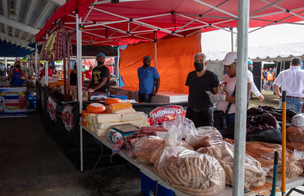 Alimentación de la población es prioridad del presidente Abinader.