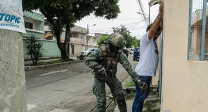 Operativo militar en los exteriores del Base Aerea de Guayaquil, en Guayaquil (Ecuador).