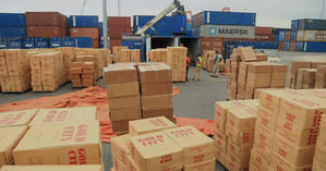 Autoridades incineran miles de productos de contrabando o no aptos para el consumo
