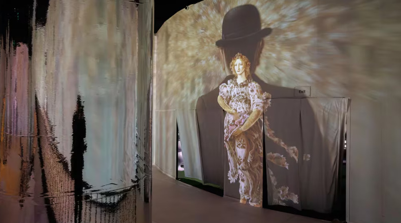 Magritte ya tiene su primera exposición inmersiva con intención de dar la vuelta al mundo