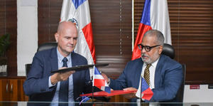 República Dominicana y República Checa modernizan acuerdo de transporte aéreo que fortalece aviación comercial