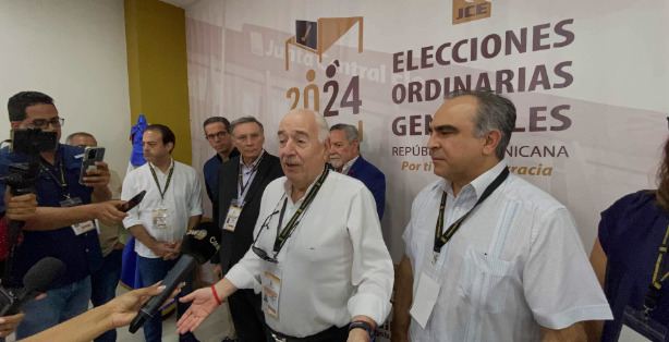 Otros cuatro expresidentes latinoamericanos entre observadores de los comicios dominicanos.