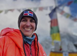 Thais Herrera se convierte en la primera dominicana en llegar a la cima del monte Everest