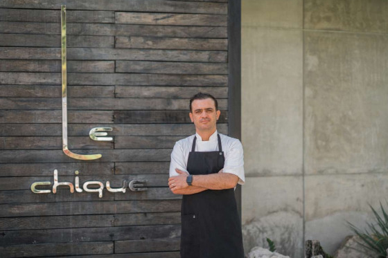 Estrella Michelín reconoce restaurante Le Chique.