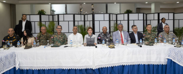 Vicepresidenta Raquel Peña y autoridades del orden evaluaron avances del Plan de Seguridad Ciudadana.