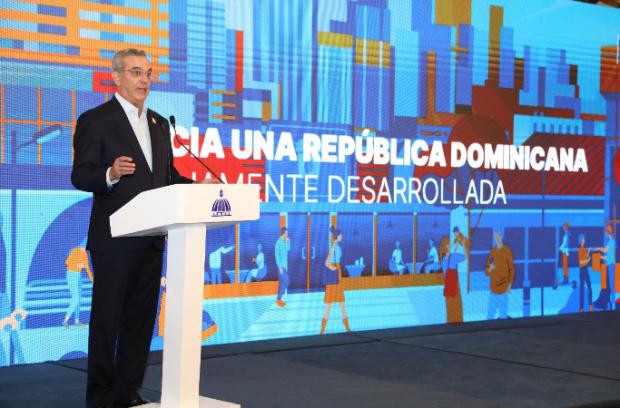 Presidente Abinader presenta las acciones que implementa el gobierno para lograr duplicar su PIB en el 2036