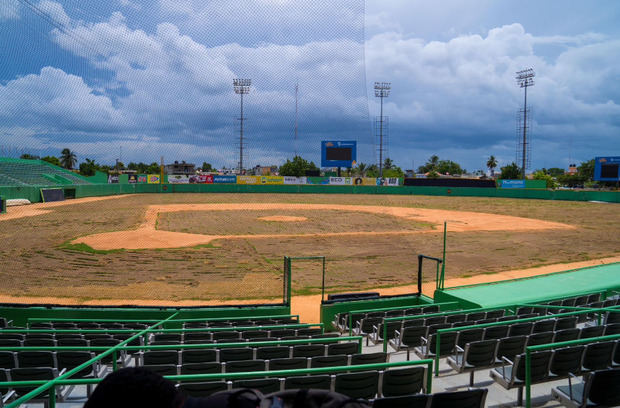 Estadio Tetelo Vargas.