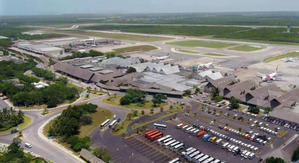 El Aeropuerto de Punta Cana recibe certificación OEA de la Organización Mundial de Aduanas