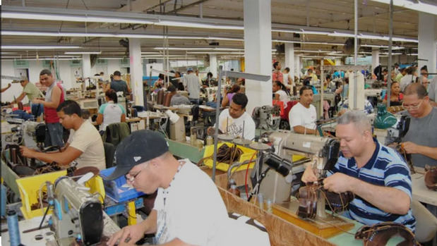 La manufactura local aporta significativamente al fisco en febrero de 2024.