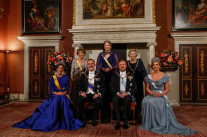 Los reyes de España, Felipe VI y Letizia, junto a los reyes de los Países Bajos, Guillermo Alejandro y Máxima.