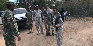 Medio Ambiente refuerza la vigilancia militar para evitar ilícitos en las Dunas de Baní.