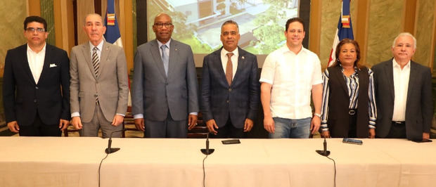 Presidente Abinader instruye construcción de Centro UASD en Santo Domingo Este.