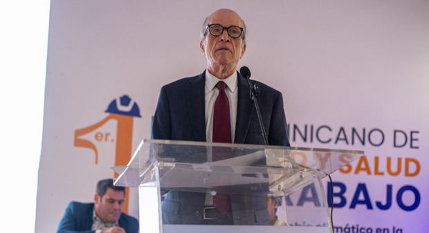 Max Puig.