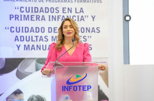 Gloria Reyes, directora de Supérate.