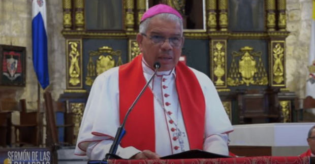 Monseñor Francisco Ozoria.