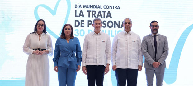 Canciller Roberto Álvarez.