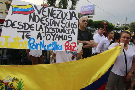 EE.UU. apoya la mediación de México, Brasil y Colombia para una 'transición' en Venezuela.