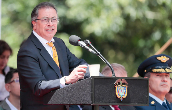 Gustavo Petro.