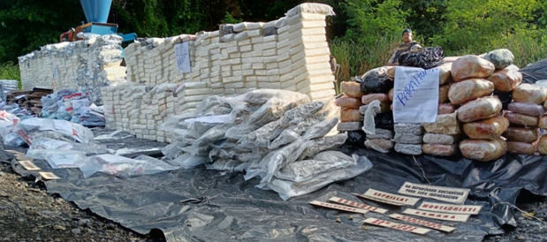 Autoridades incineran 1.3 toneladas de distintas drogas