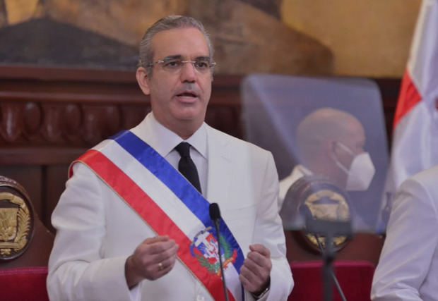 Luis Abinader.