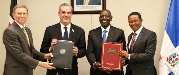 Presidente Luis Abinader sostuvo una reunión bilateral con su homólogo de Kenia, William Ruto.