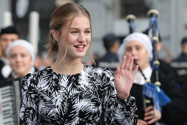 La princesa Leonor a su llegada al Teatro Campoamor de Oviedo para los Premios Princesa de Asturias 2022. 