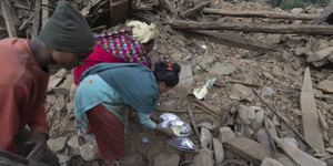 Nuevo terremoto de 5,3 de magnitud sacude el oeste de Nepal tras seísmo con 153 muertos