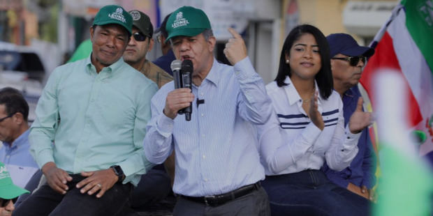 Fernández afirma que la oposición ganará las elecciones municipales y las presidenciales.