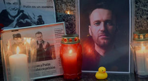 Homenaje al fallecido opositor ruso Alexéi Navalni.