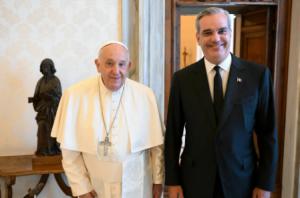 El papa Francisco está 'muy interesado' en visitar República Dominicana, según Abinader